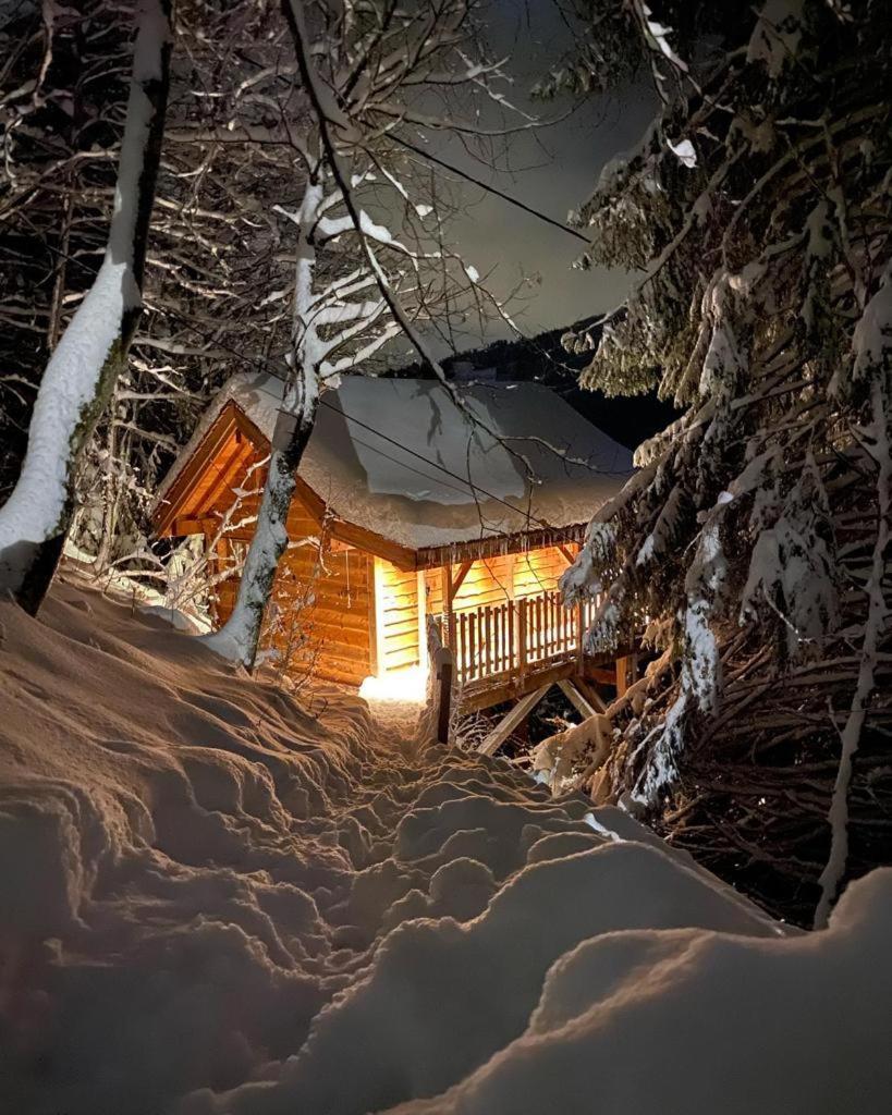 La-Haut Cabanes Perchees La Thuile Buitenkant foto